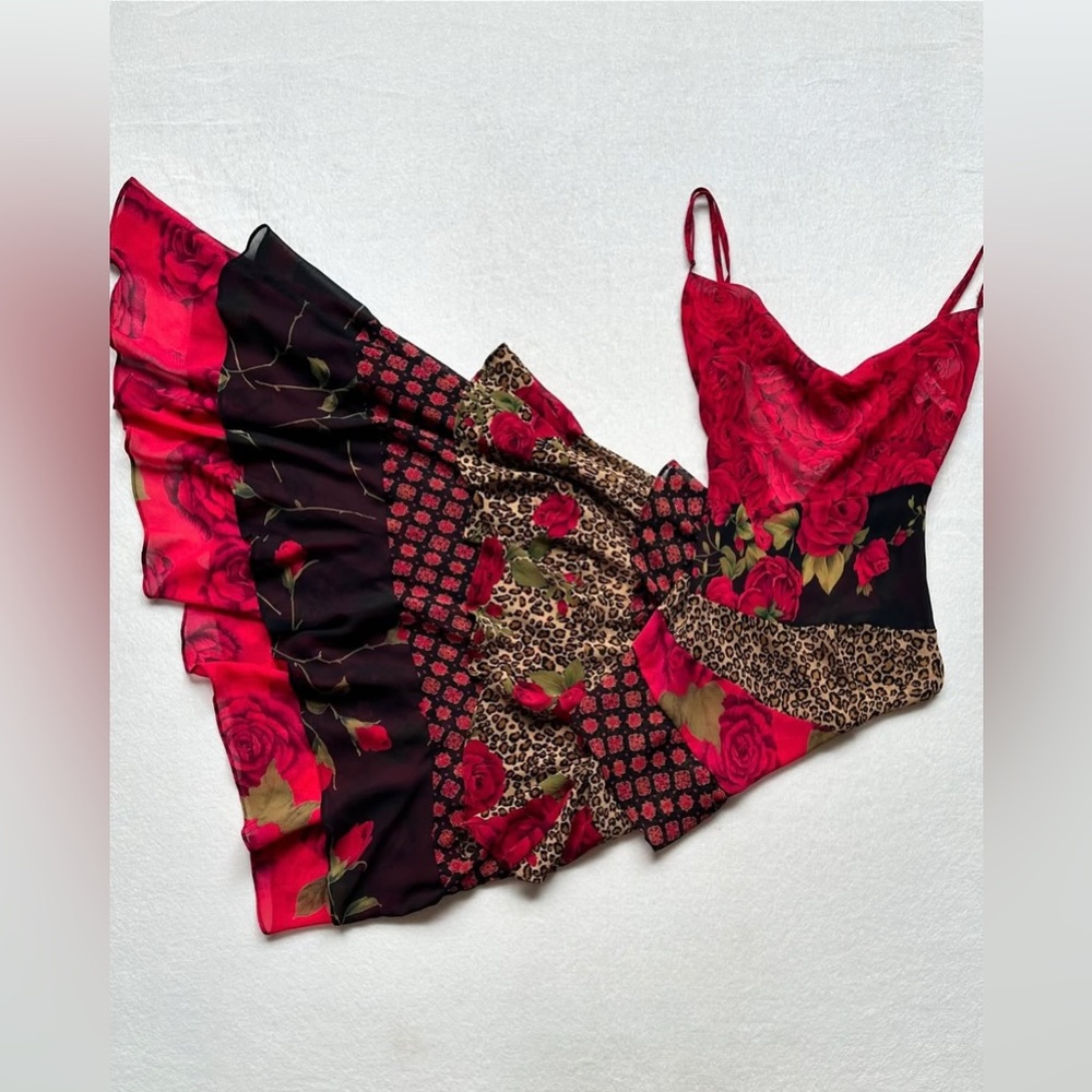 Vintage Victoria’s Secret Tier Rose Maxi Dress - Picture 6 of 12